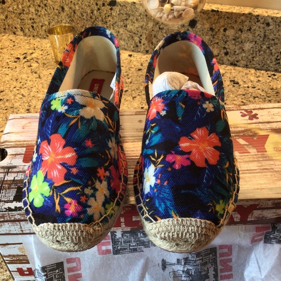 2xHP 💝Union bay Floral Hawaiian Espadrilles - Picture 4 of 6